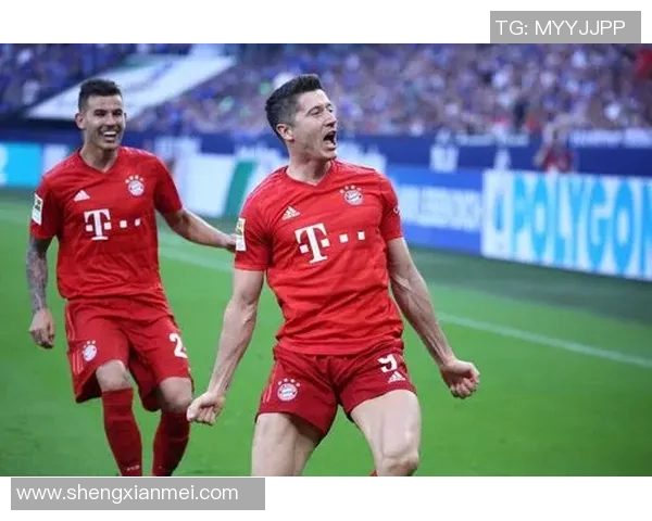 莱万重返安联球场引发拜仁球迷愤怒反响纷纷指责其忘恩负义