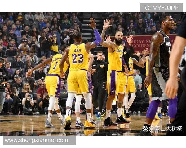 火箭队与湖人队激战正酣2018年10月21日精彩回顾与分析